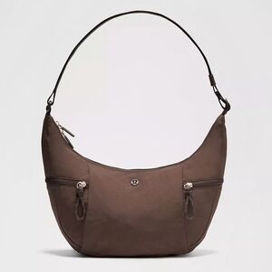*NWT* LULULEMON Slouchy Sling Bag 6L, Color - Walnut Crunch